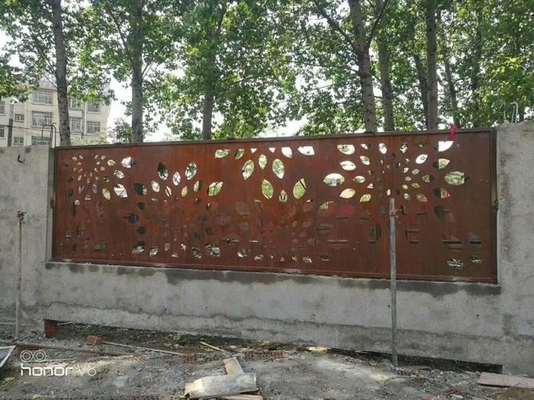 A588 แผ่นเหล็ก Corten ทนต่อสภาพอากาศสำหรับผนังเหล็กสวน
