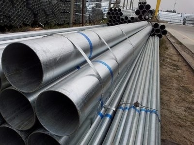 ท่อเหล็กไร้ตะเข็บ GI กัลวาไนซ์ Q345B Q235B 20 # 0.5mm